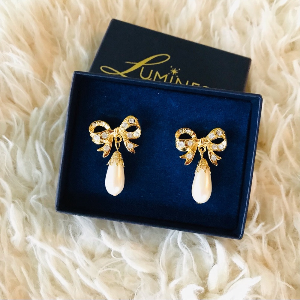~NWT LUMINOUS BY PRINCESS HOUSE BOW EARINGS WITH HANGING PEARL~ - Picture 7 of 7